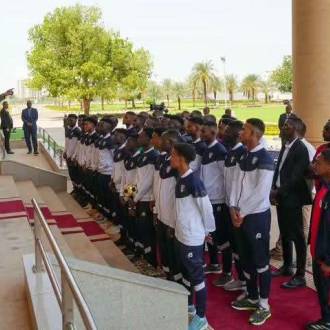 البرهان:سنبني السودان ونعمره بسواعد أبنائه